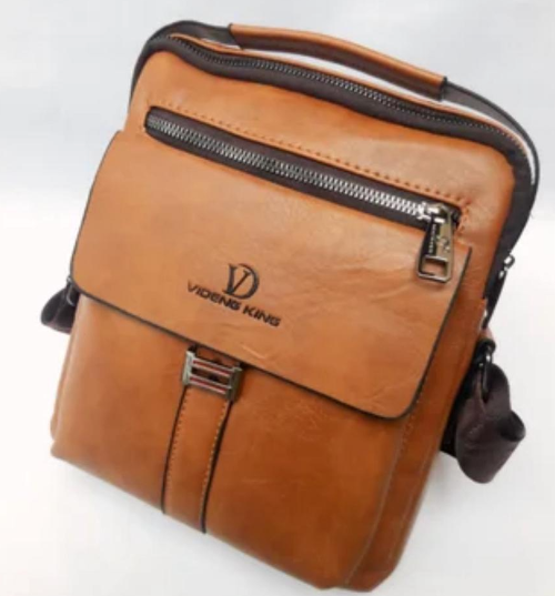Men's Vintage Leather Crossbody Bag with Adjustable Shoulder Strap